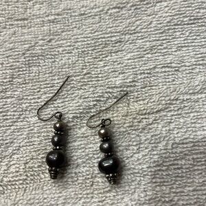 Wire earrings. Deep tones